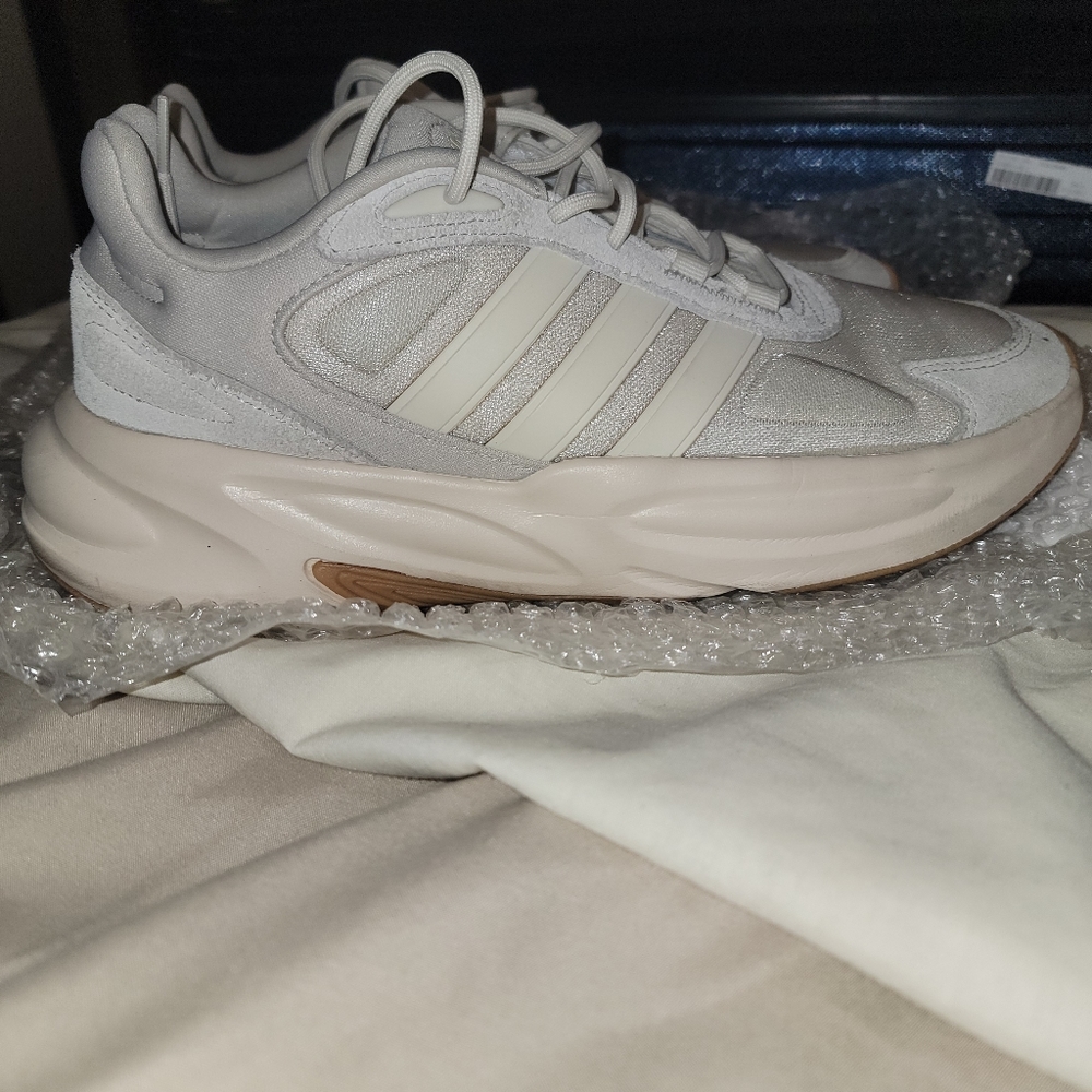 Adidas men Ozelle cloudfoam running shoes size 10 US men - Picture 4 of 8